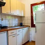 Apartman Mediterranea - *